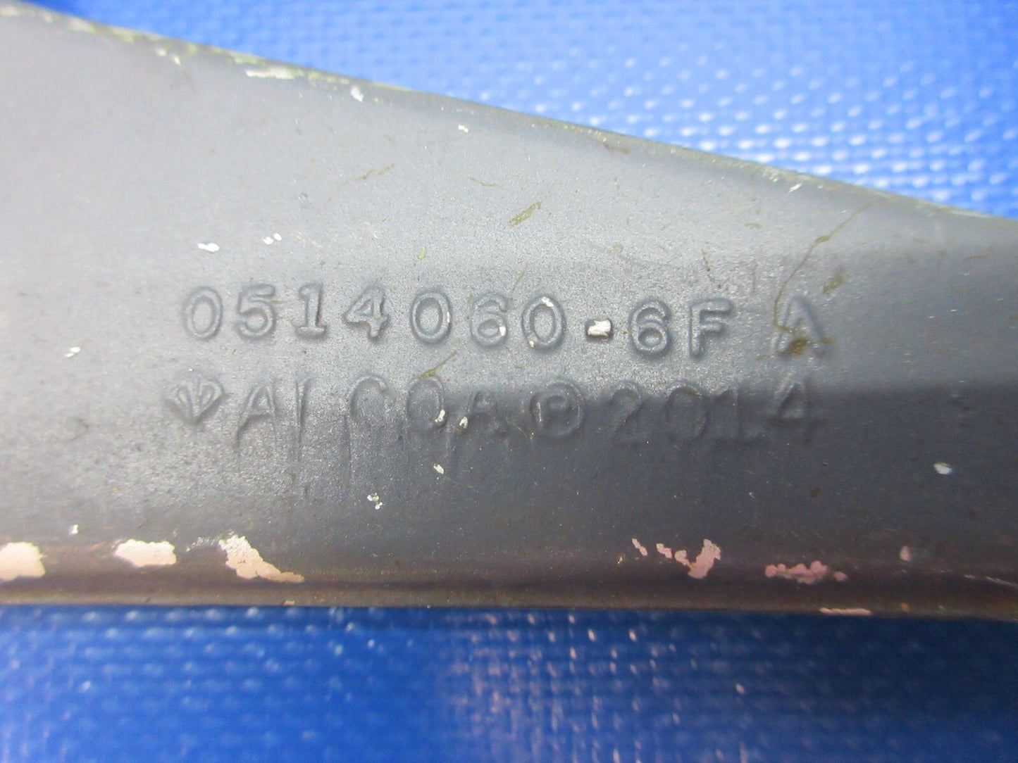 Cessna 210 Seat Pivot Bracket P/N 0514060-6F (1124-1375)8
