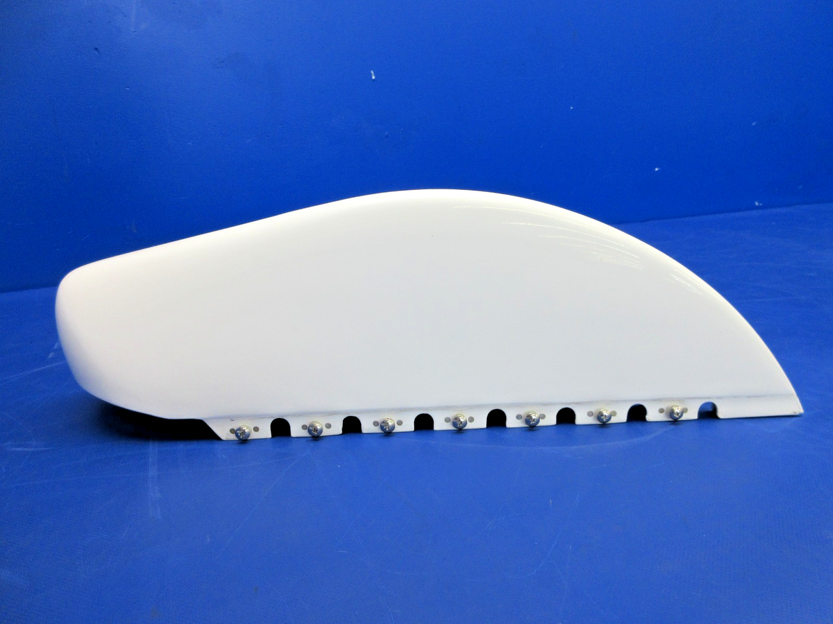 Cirrus SR22 Lower Composite Rudder Cap P/N 10376-002, 20917-002 (0926-827)3