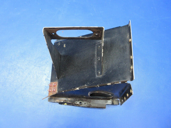 Cessna 172 / 172P Ground Service Plug & Battery Tray P/N 0553018-1 (1024-1376)