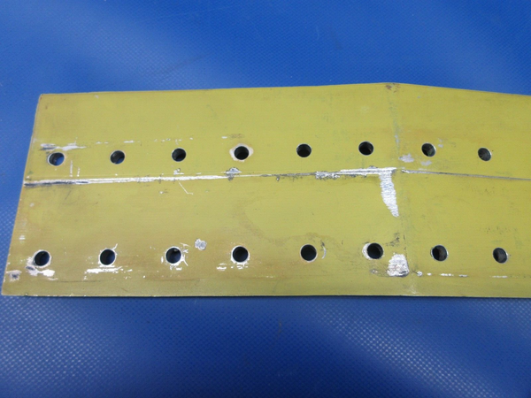 Beech 19A Musketeer Upper Splice Plate P/N 169-110014 (0424-1375)