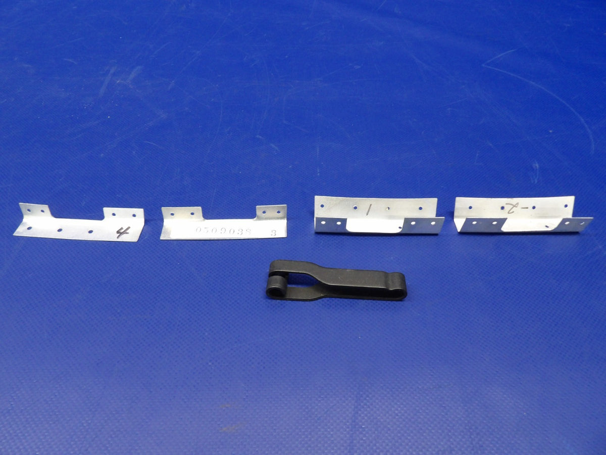 Cessna 172 Cabin Door Stop Improvement Kit P/N SK172-47 NOS (0526-1416)5