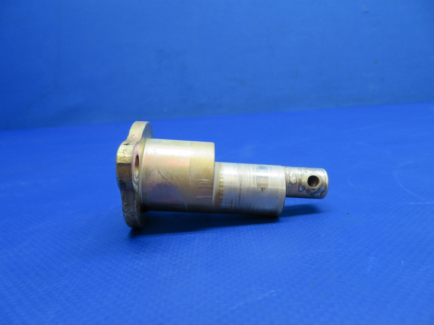 @Continental IO-470 / IO-470-U Pin Idler Gear Support P/N 534728 (0326-1743)2