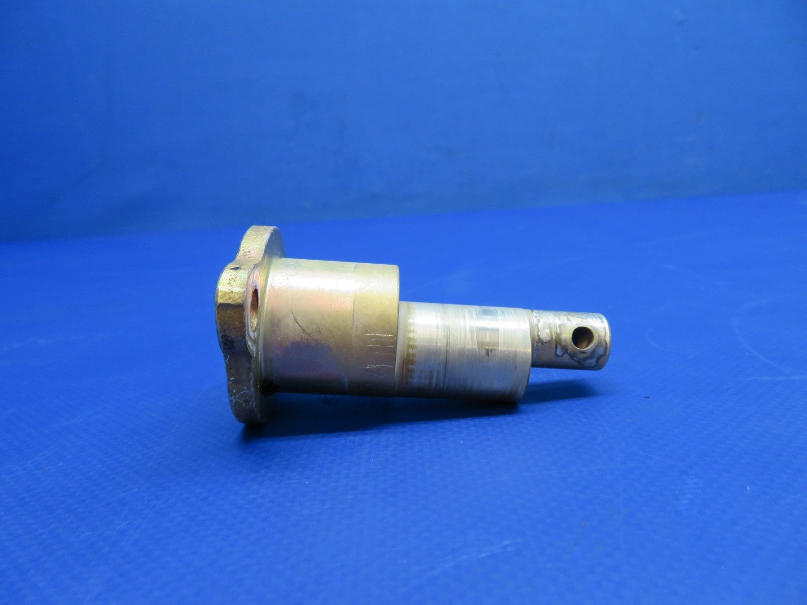 @Continental IO-470 / IO-470-U Pin Idler Gear Support P/N 534728 (0326-1743)2