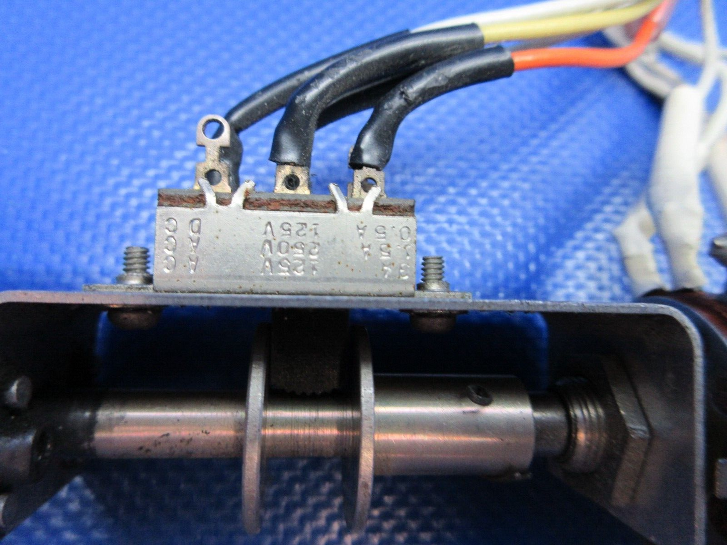 Cessna 337 / P337H Ohmite / AB Potentionmeter P/N CU10218211 (0724-1926)8