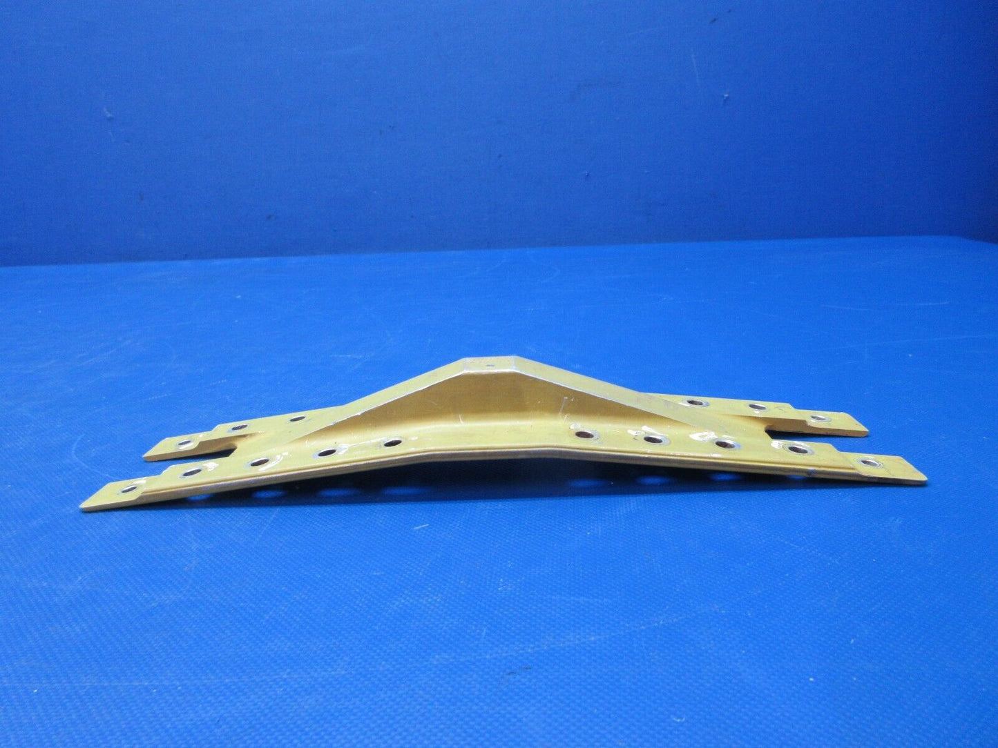 Beech C23 Sundowner Wing LWR Splice Plate Fitting P/N 169-110017-1 (0924-1441)