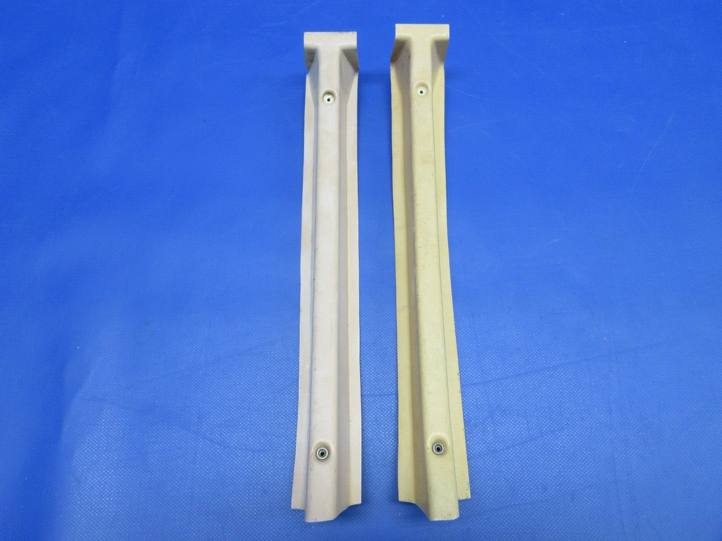 Piper 28-180 Upper Rear Window Side Skin Trim 62693-00 & 62693-01 (0434-1136)