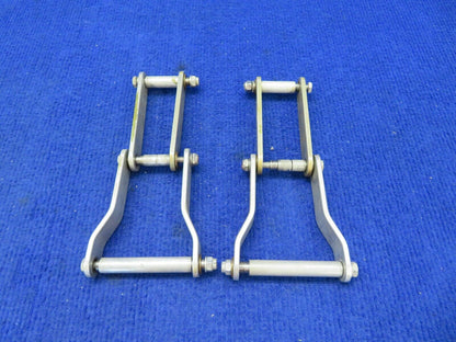 1956 Cessna 310 Flap Scissors INBD & OTBD SET OF 4 P/N 0862101-9 (0522-326)