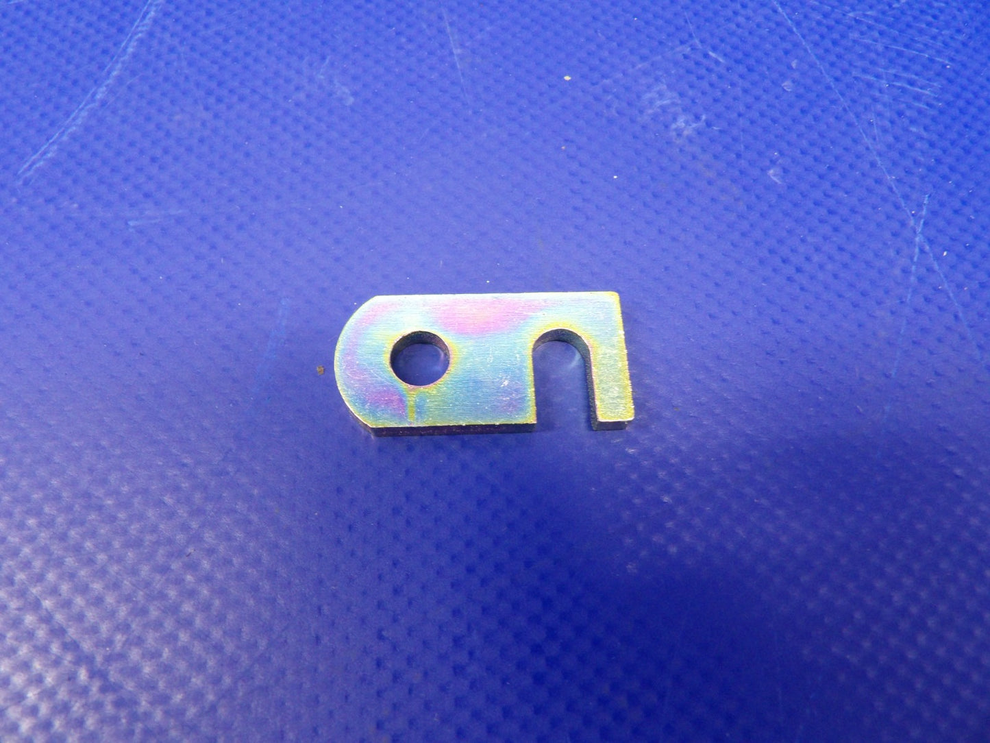 Cirrus SR20 Anchorage Clip P/N 11669-003 NOS (0426-1322)3