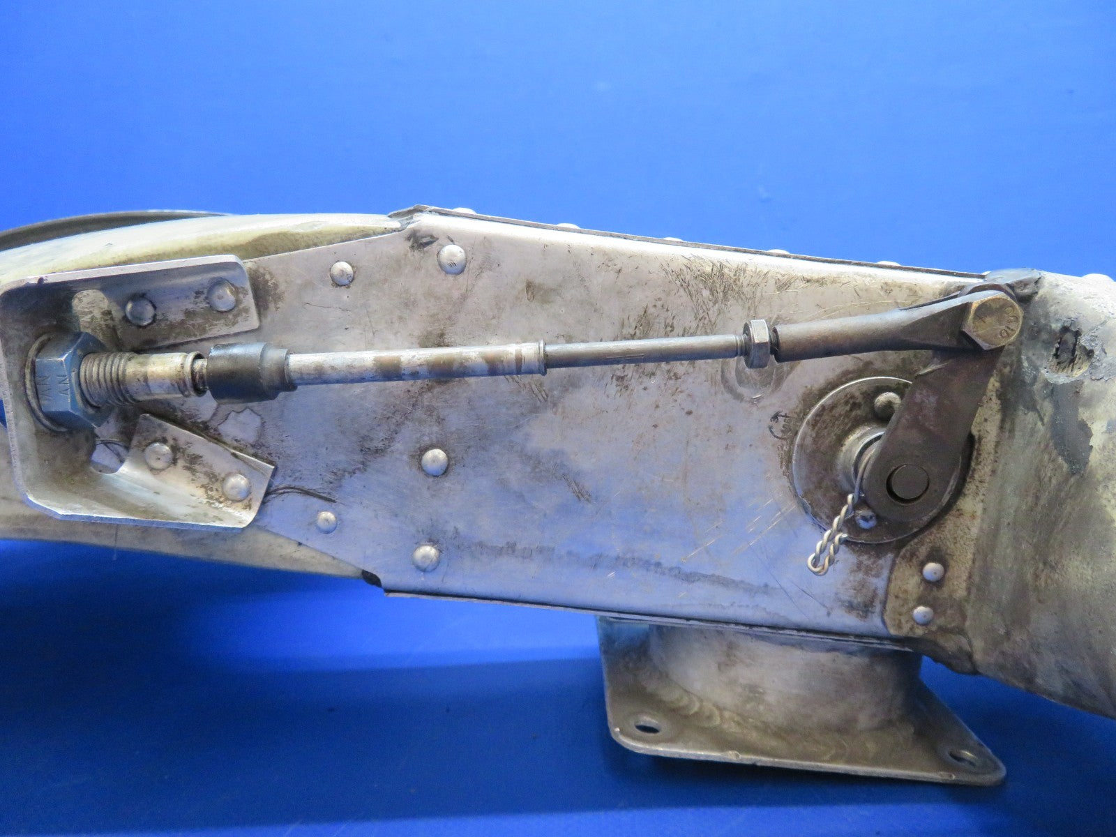 Cessna 310 / 310J Air Induction Box P/N 0850440-10, 0850440-11 (0326-1756)9