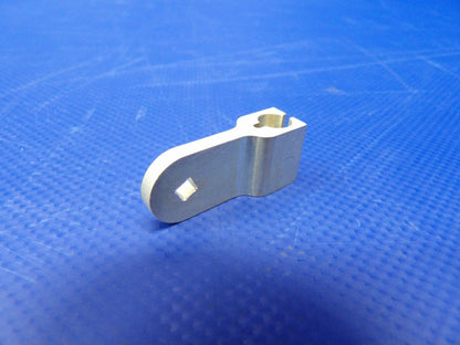 Cirrus Cabin Door Lower Actuator Arm P/N 20296-001 NOS (0426-1401)1