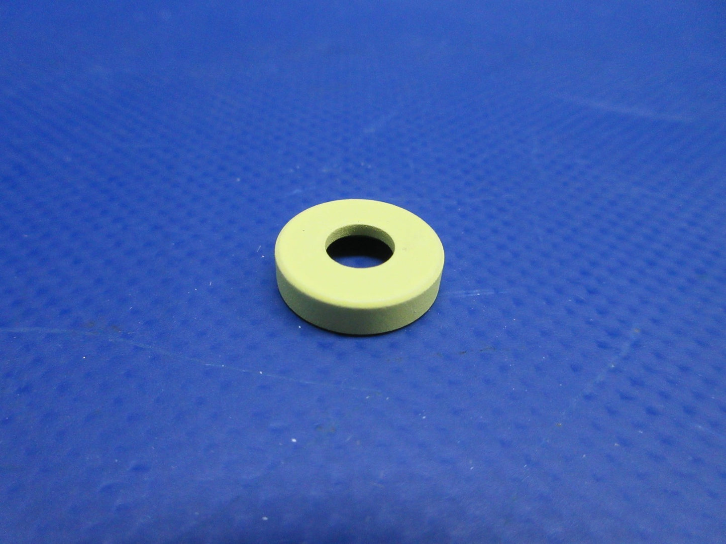 Beech Carpet Channel Retainer Spacer P/N 101-530836-17 LOT OF 5 NOS (0326-976)7