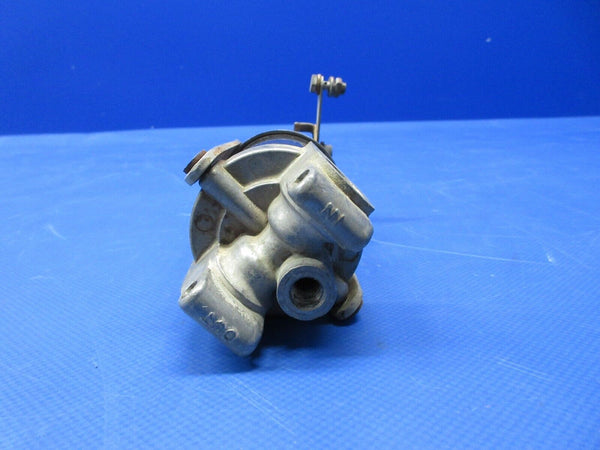 Cessna 172 Garwin Fuel Strainer Assy P/N G199-R95B (0624-1231)