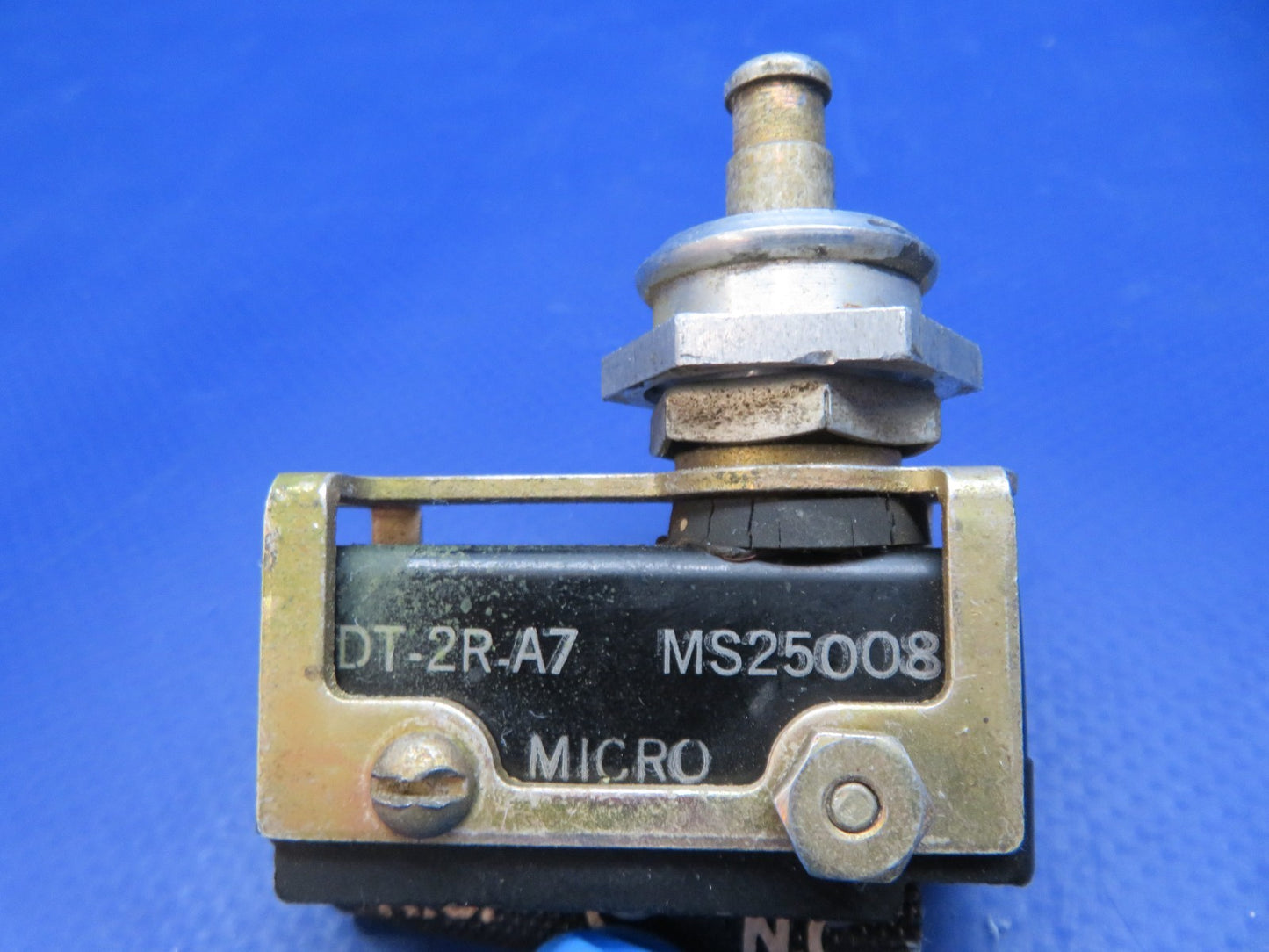 47032027