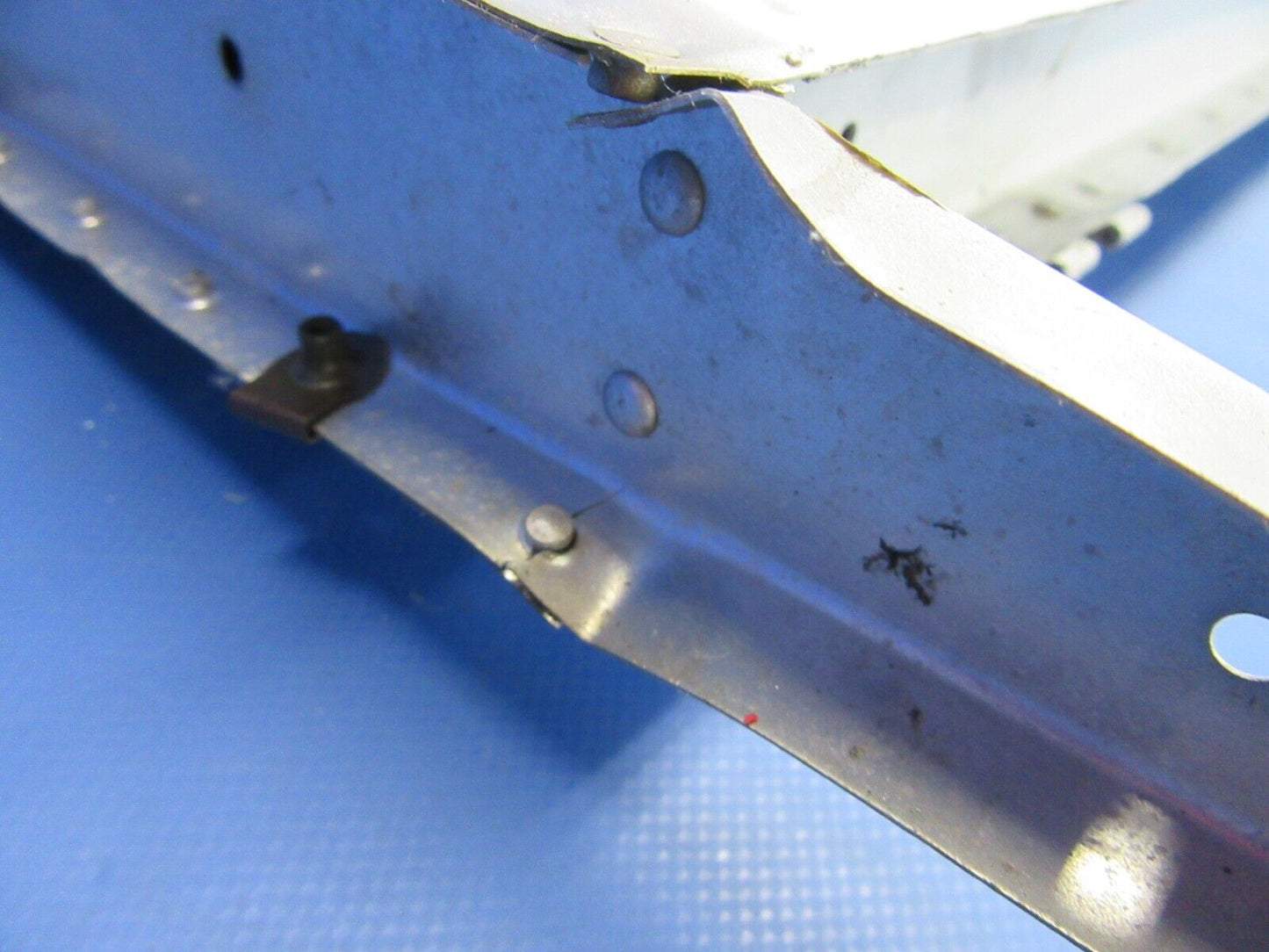 Minor Damage Piper PA-32RT-300T Lance II Stabilator Assy P/N 38400-03 (0724-12)