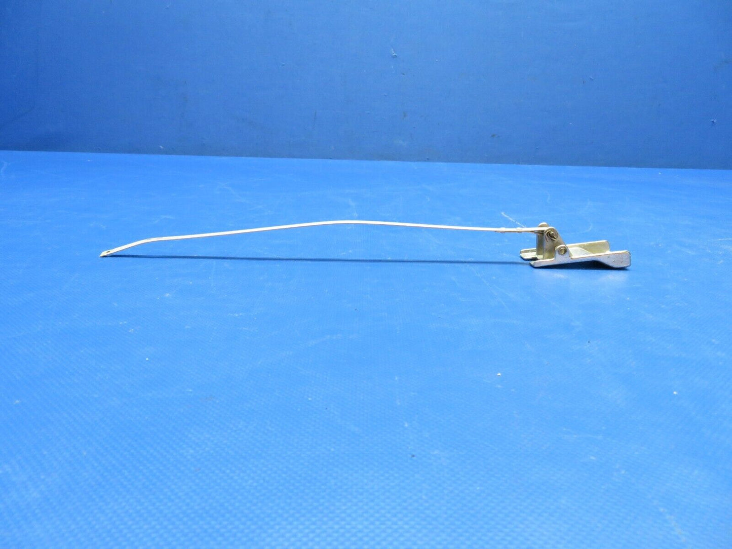 Cessna 150 / 152 Inside Cabin Door Handle P/N 0415018 (0824-1717)