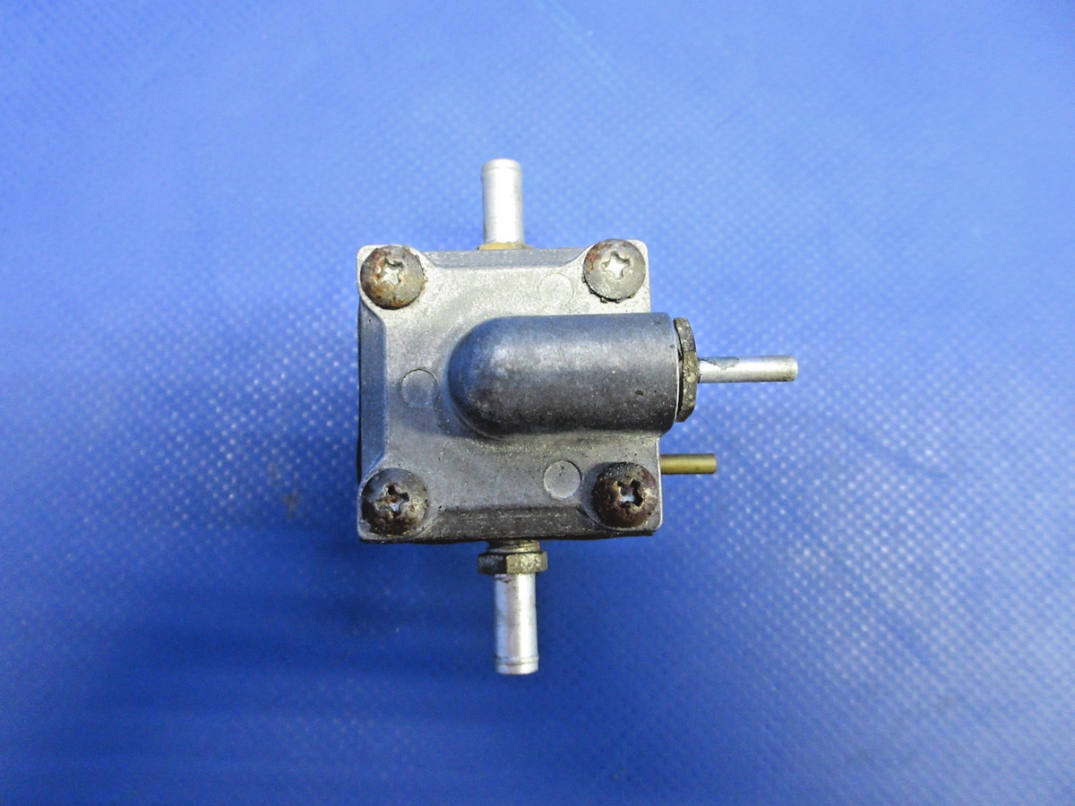 Mooney M20 / M20E Pilot Valve P/N 2965 (0826-914)1