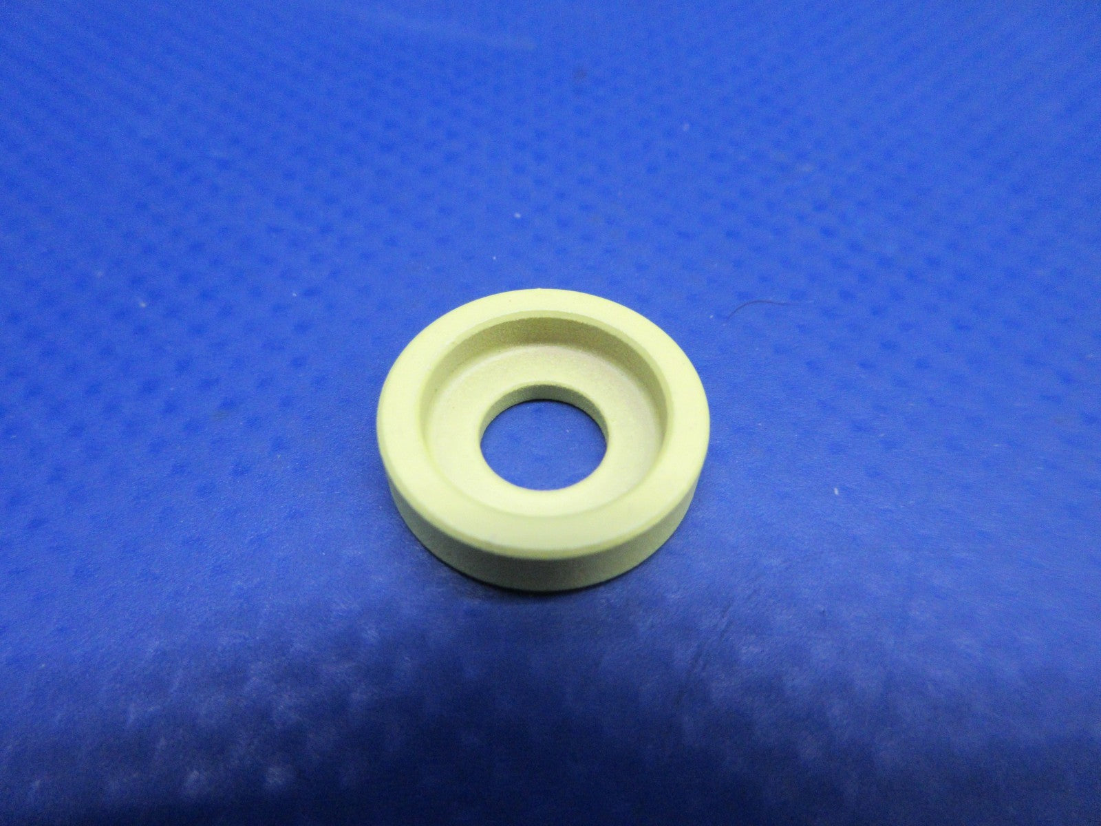 Beech Carpet Channel Retainer Spacer P/N 101-530836-17 LOT OF 5 NOS (0326-976)13