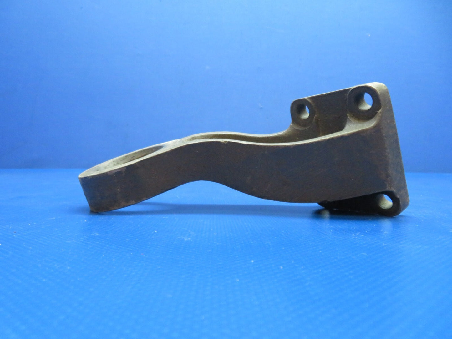 Continental E-225 Engine Mount Bracket RH Front P/N 531242 (1124-167)15