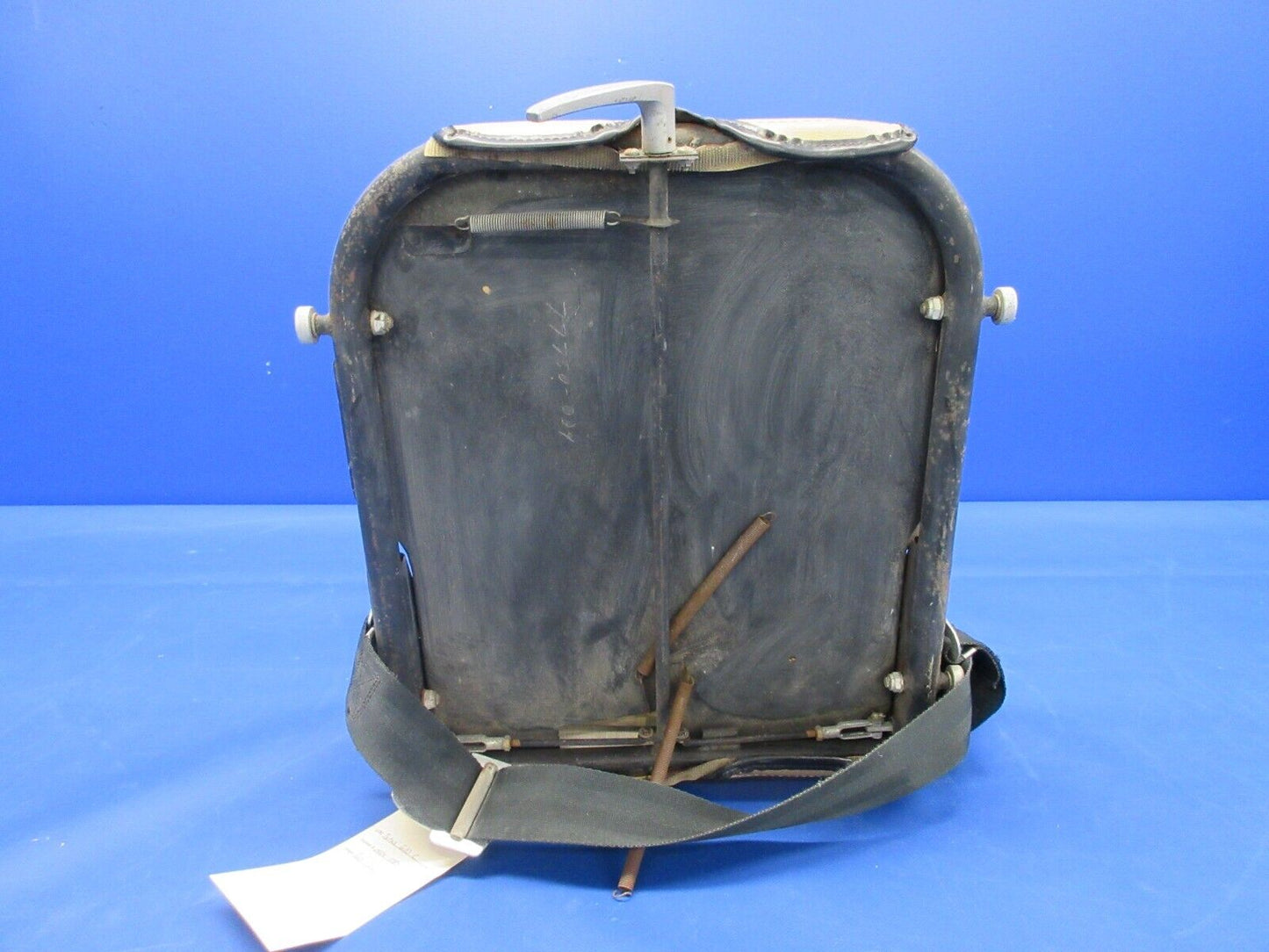 Piper PA38-112 Tomahawk Seat Assembly P/N 77750-03 FOR PARTS (0424-1084)