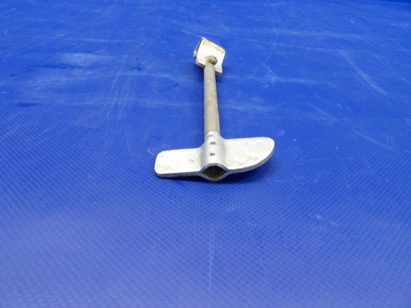 Globe GC-1B Swift Fuel Selector Valve And Handle P/N 11-420-3105 (0326-412)4