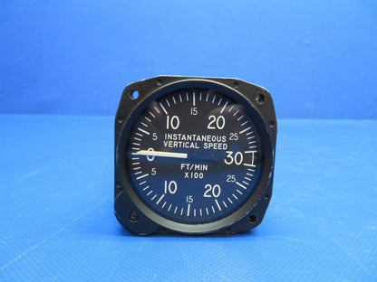 United Instruments Instant Vertical Speed Indicator 8130 WARRANTY (0524-1741)