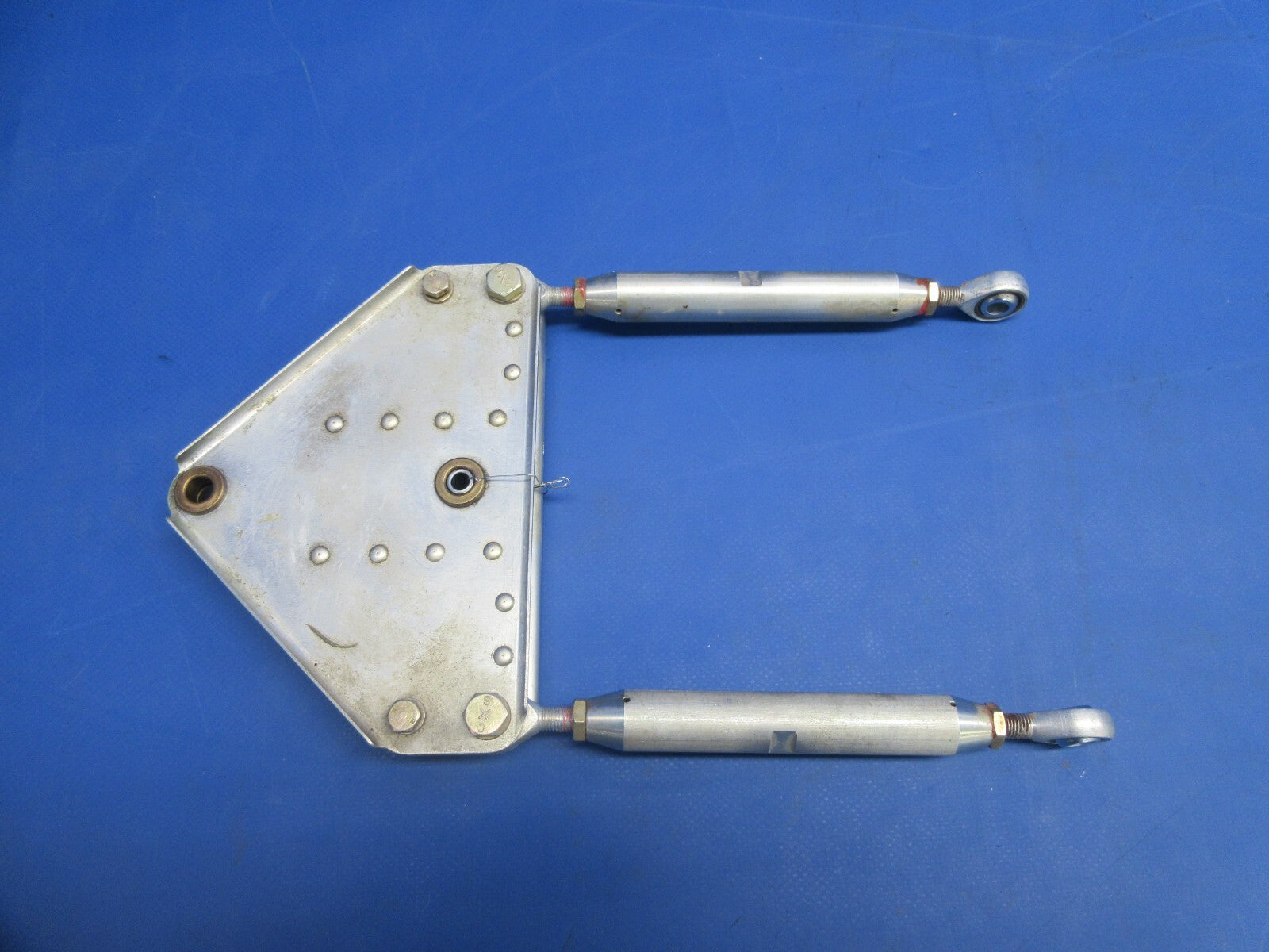 Enstrom 280FX Helicopter Tail Rotor Bellcrank LH & Rods 28-16154-1 (1124-800)1