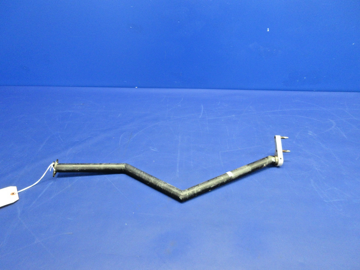 Diamond DA-40 RH Flap Torsion Tube P/N DA4-2753-26-00 (0926-825)0