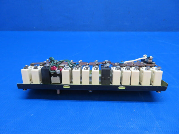Piper PA-28-181 Circuit Breaker Panel Assy P/N 35209-00, 35209-000 (0424-1803)