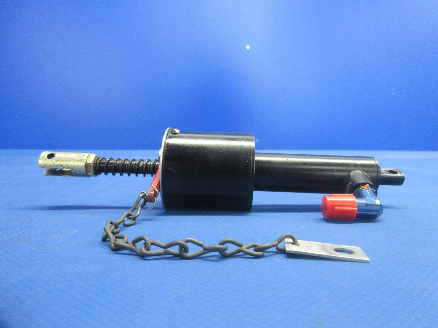 Bellanca 17-31A Viking Pilot Side Master Cylinder Assy P/N VH5-750 (0924-785)