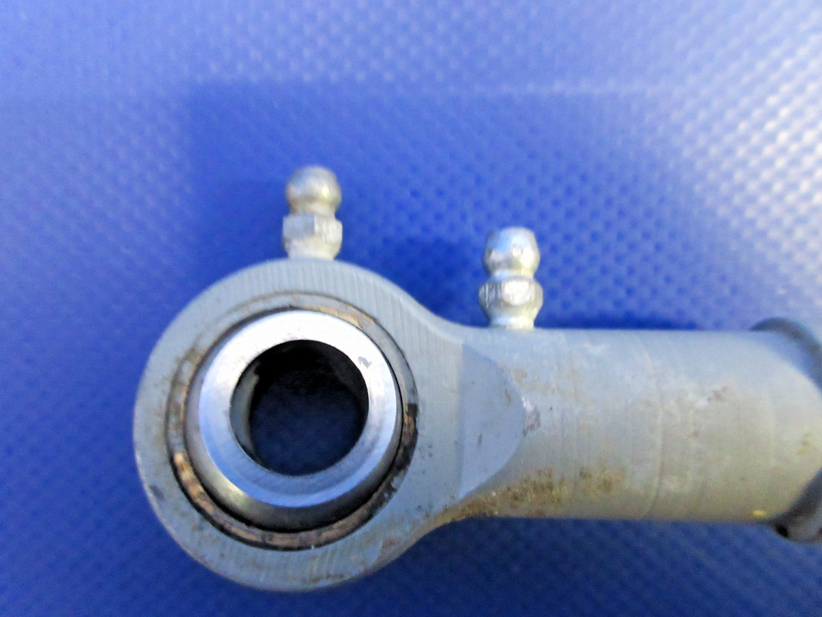 Piper PA-24-250 Comanche LH Main Gear Side Brace Link P/N 20767-00 (0526-733)8