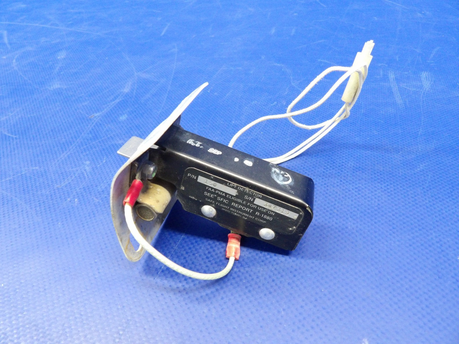 Cessna 172RG Safe Flight Lift Detector Heated 28V P/N 150 TESTED (0626-1505)3