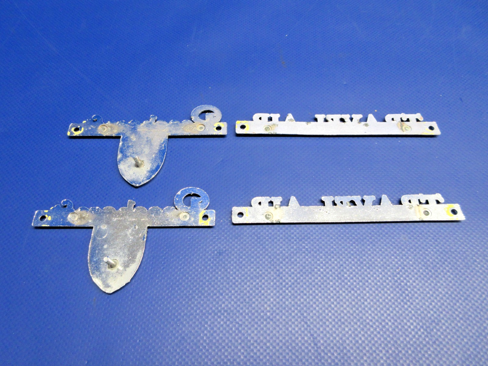 Beech Travel Air "Beechcraft" / " Travel Air" Placards Set 95-000017 (0326-812)2