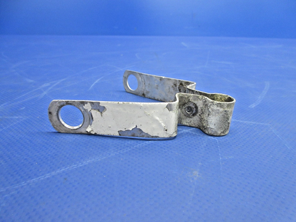 Piper Cherokee Brake Line Hose Clips 63332-03, 63332-003 LOT OF 4 (0926-852)6