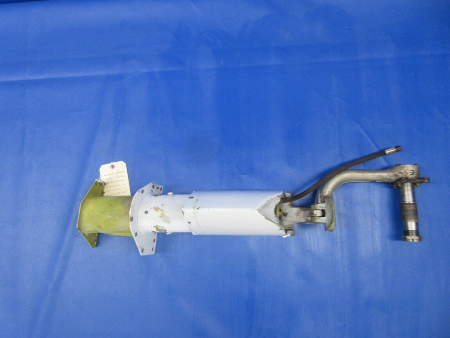 Beech 19A Musketeer Main Landing Gear Assy LH P/N 169-810000-659 (0424-652)