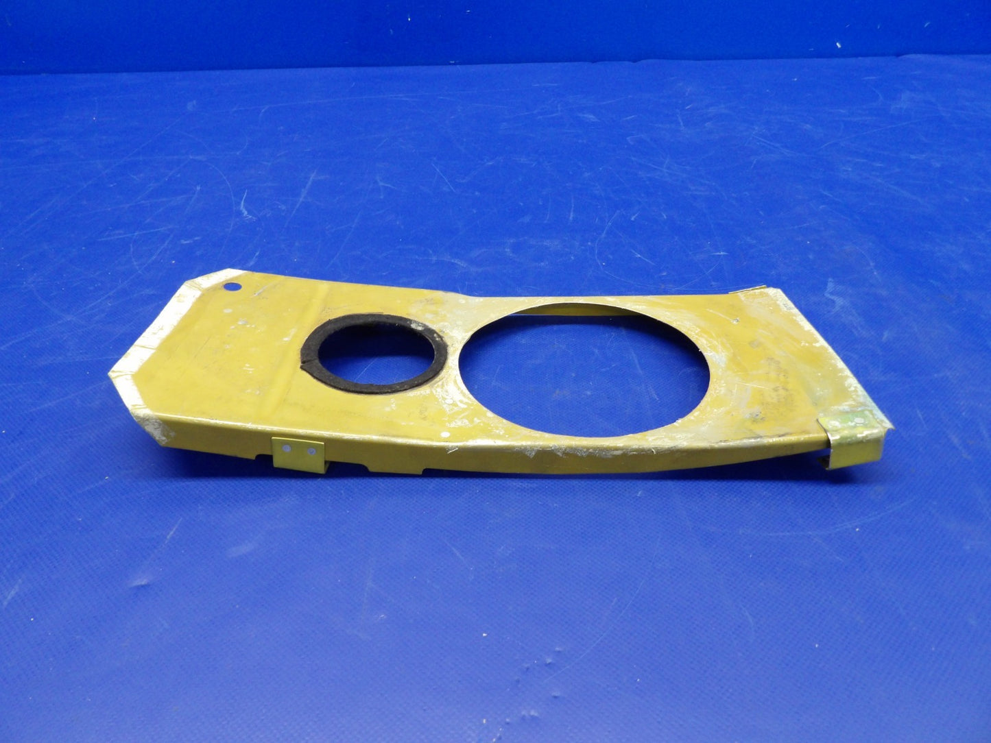 Beech D95A Travel Air LH Fuel Cell Bladder Bulkhead P/N 50-110010-98 (0226-517)4
