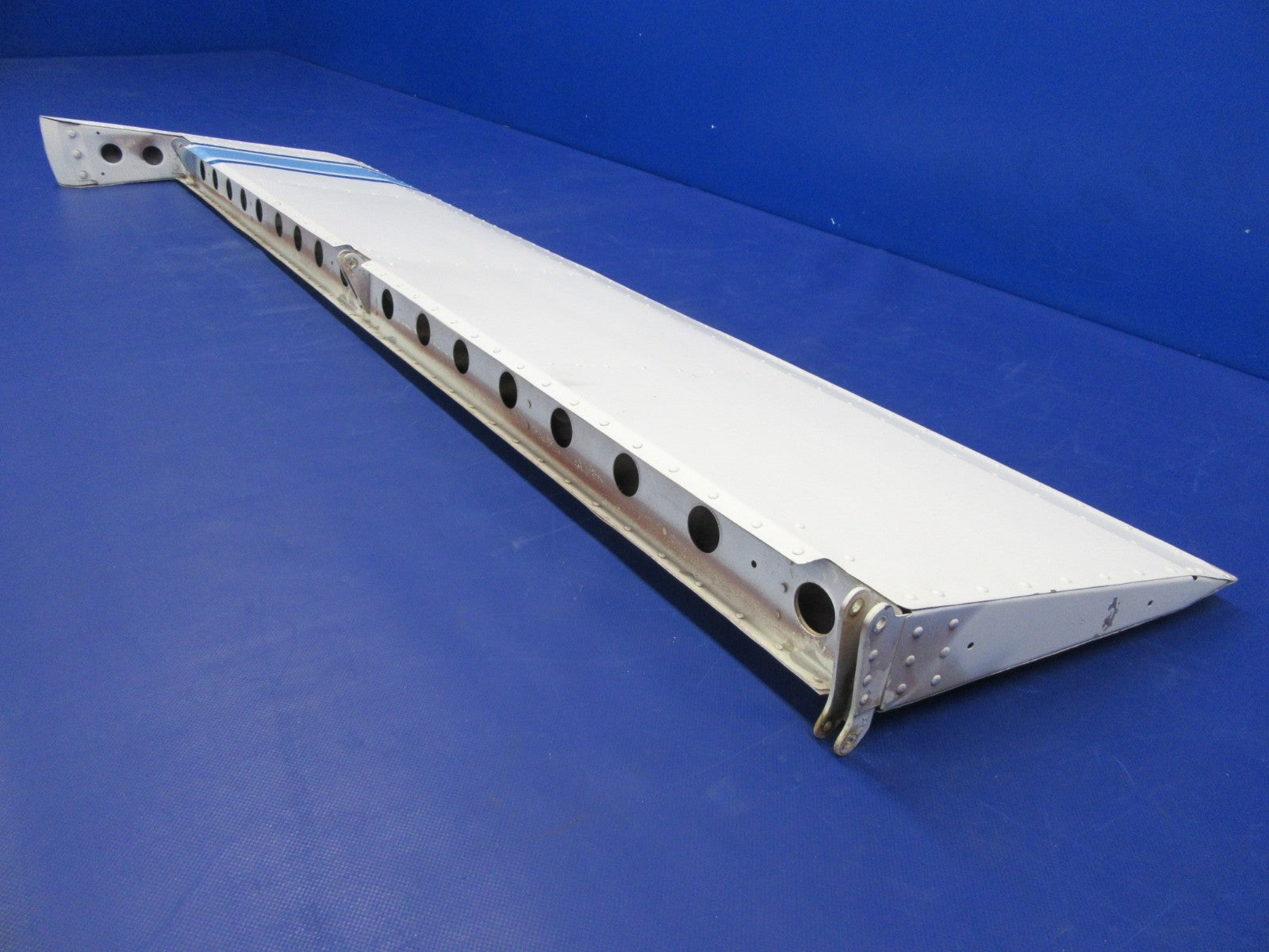 Mooney M20 / M20E RH Aileron P/N 2200-2 or 230000-2 (0326-35)4