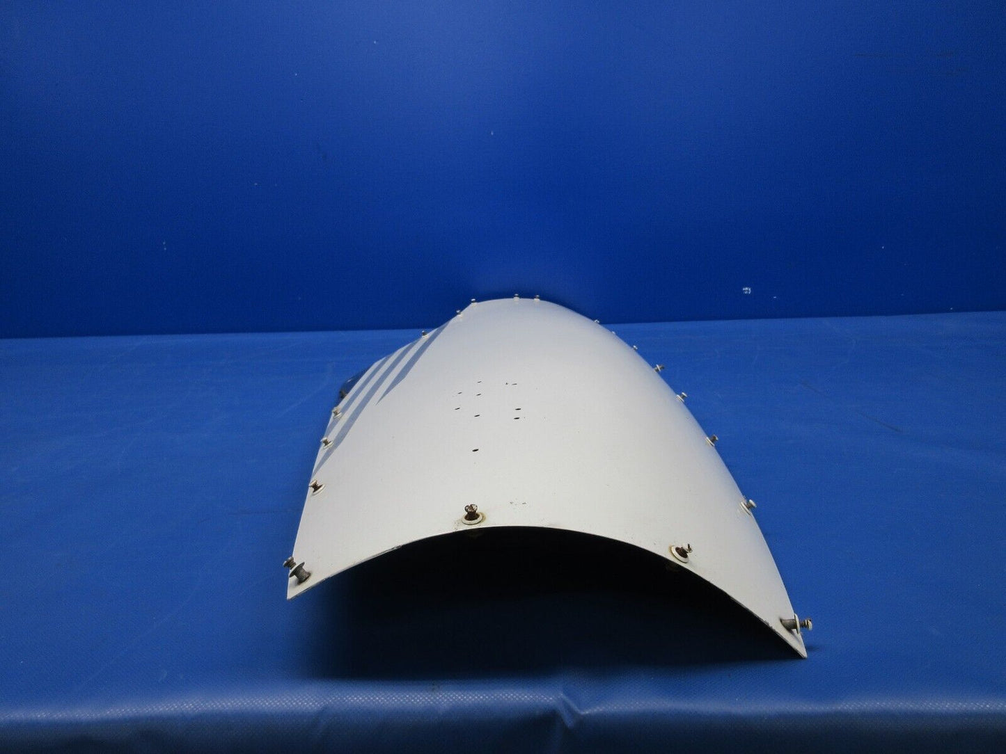 Piper PA-23-250 Aztec Engine Cowl Assy RH OTBD P/N 16517-01 (0624-763)