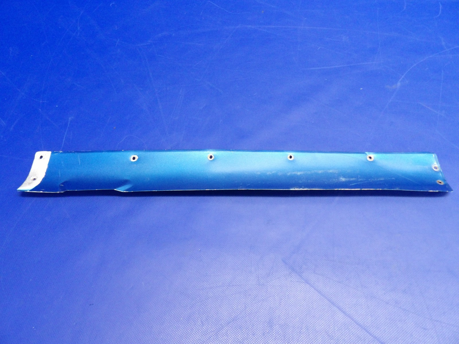 Cessna 421 Upper Wing Tip Tank Fairing LH&RH P/N 5023000-5 & -6 (0626-1493)9