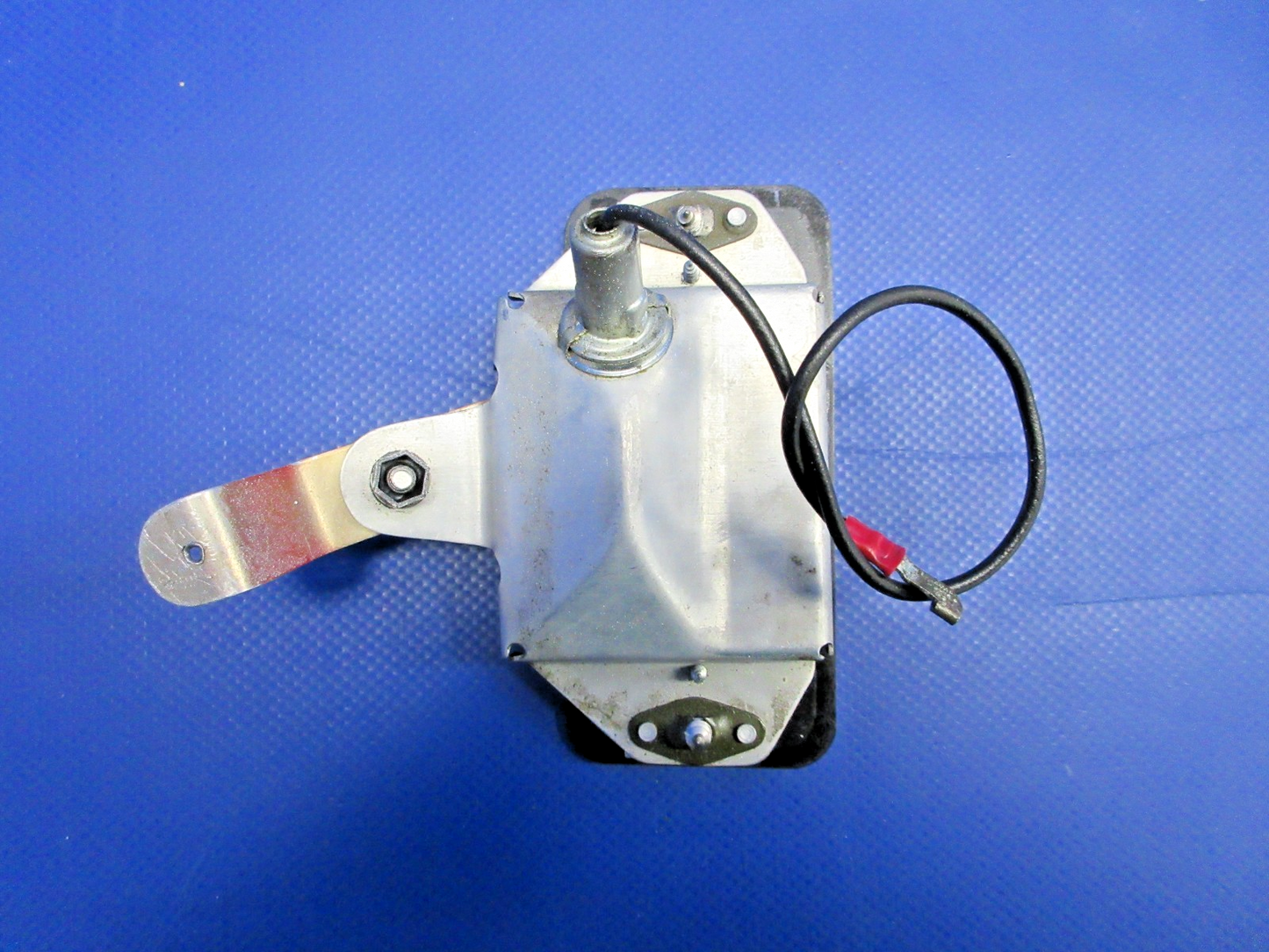 Beech 95 / D95A Landing Gear Position Indicator P/N 95-324006-601 (0326-784)3