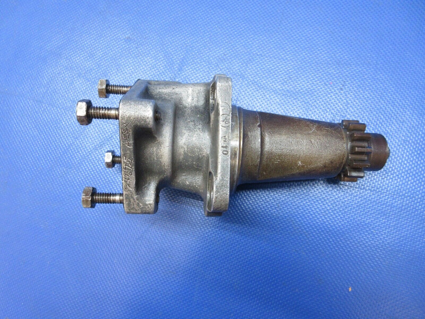 Lycoming IO-540 Hydraulic Pump Adapter w/ Gear P/N 71675 (0924-1219)