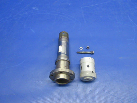Diamond DA-40 Main Gear Axle w/ Bushing P/N D41-3213-11-30-1 (0726-860)0