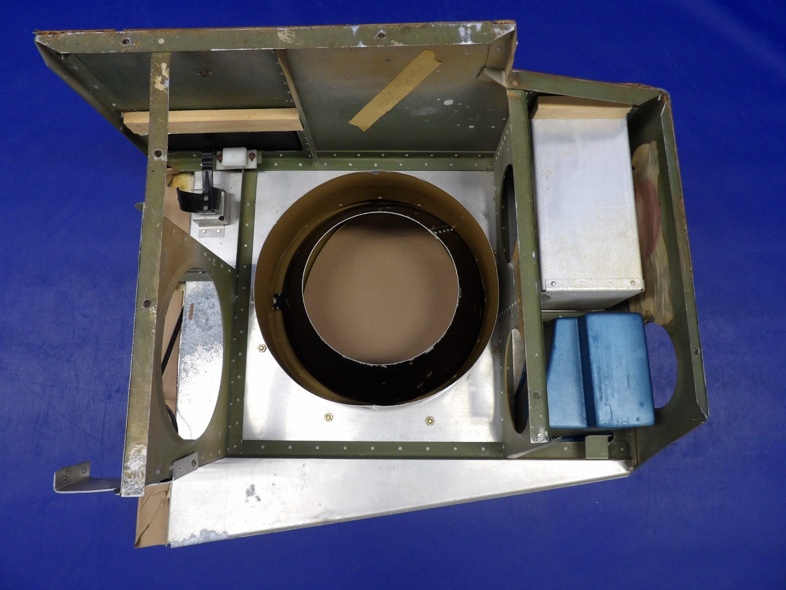 Cessna 421 Upholstered Potty / Toilet Seat P/N 5191525-1 (0726-1200)10