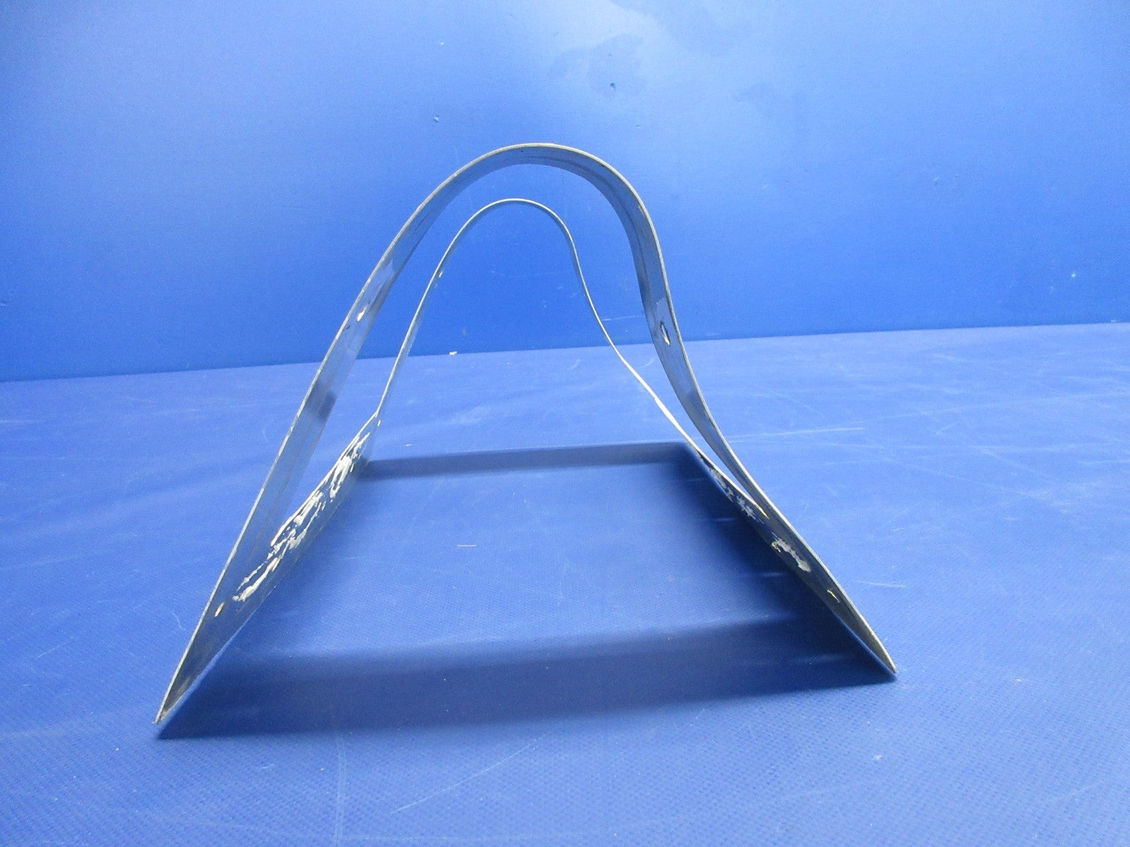 =Cessna 182 / 182L LH Wing Landing Light Window P/N 0722100-3 (0226-1034)3