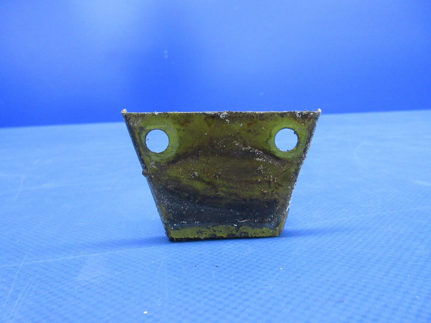 Piper PA-23-250 Aztec Landing Gear Bumper Assy P/N 17518-00 (0624-1336)