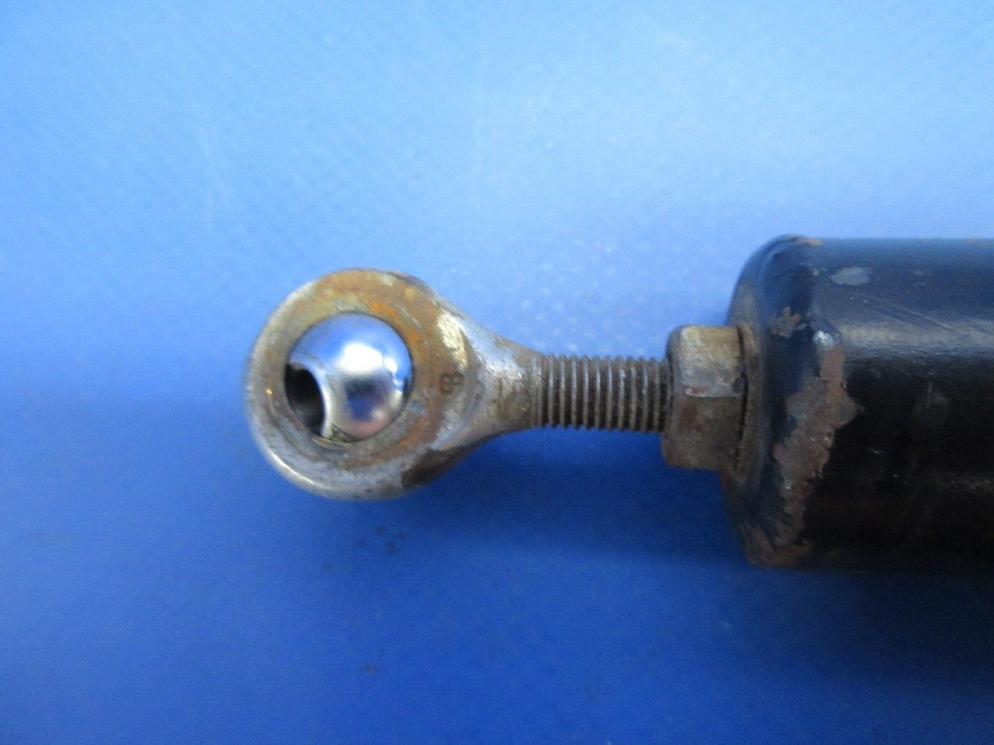 Piper PA-32RT-300T Lance II LH Nose Wheel Steering Rod Assy 38151-00 (0924-2089)