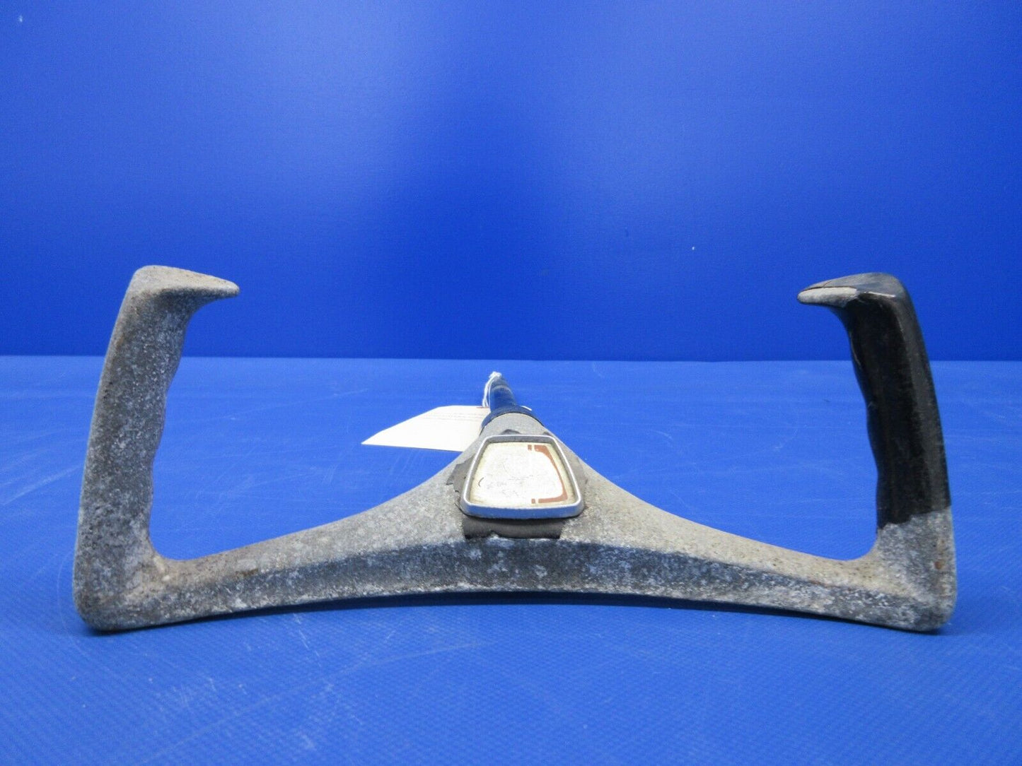 Cessna 150 Control Wheel / Yoke P/N 0513240-16 (0424-1065)