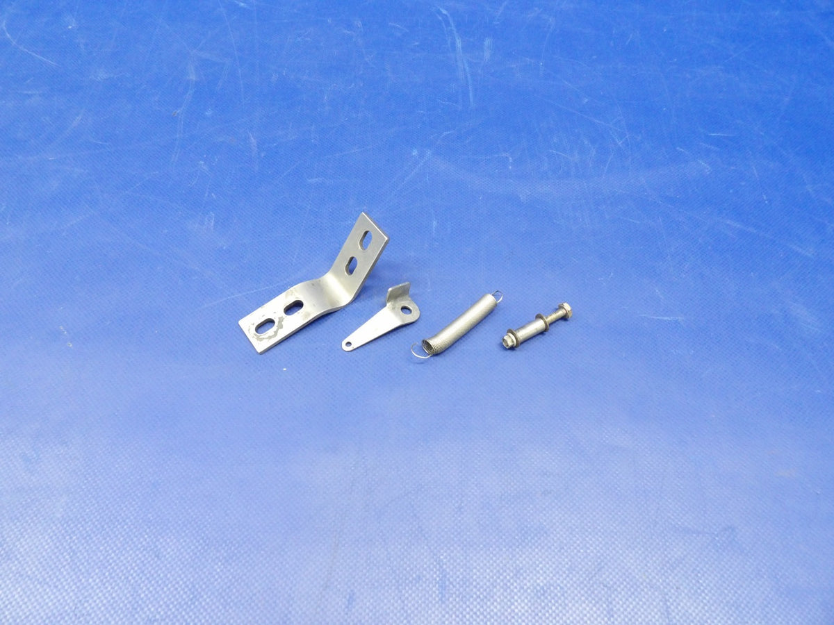 Diamond DA-40 Spring Tension Bracket P/N D41-7326-00-02 (0726-1253)0