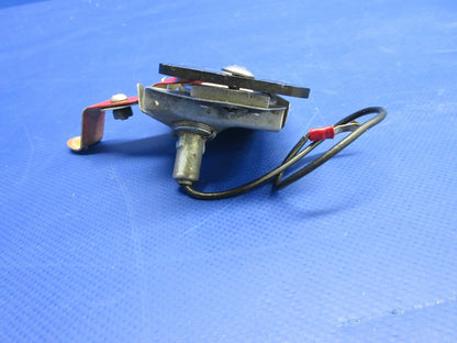 Beech 95 / D95A Landing Gear Position Indicator P/N 95-324006-601 (0326-784)6