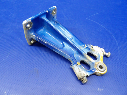 Piper PA-31T1 Cheyenne Elevator Center Hinge P/N 45253-03 (0626-1345)9