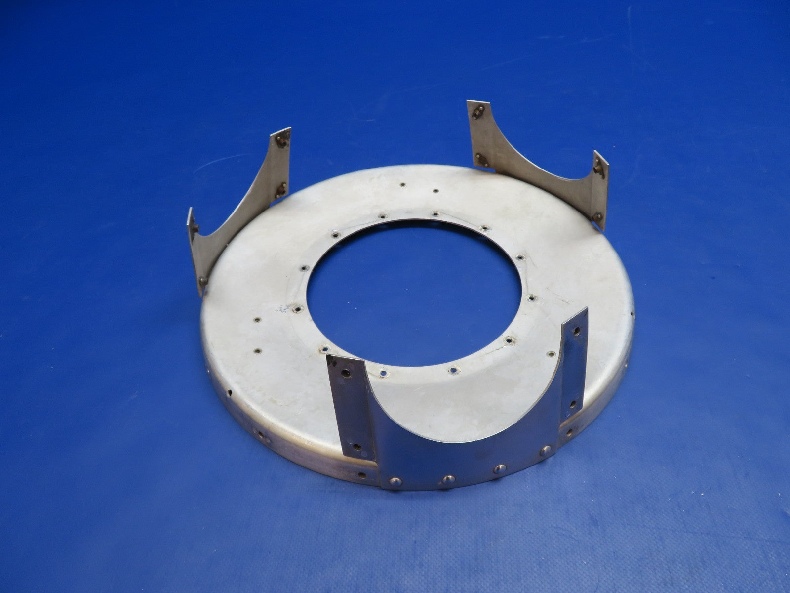 Cessna McCauley Polished 3-Blade Propeller Spinner Bulkhead D-3796 (0326-860)0